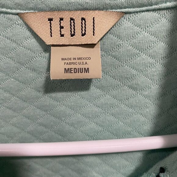 Teddi quilted grandma snap up sweater size medium - Picture 2 of 4